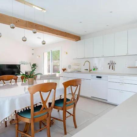 Cypangha By Interhome Ferienhaus Sainte-Maxime